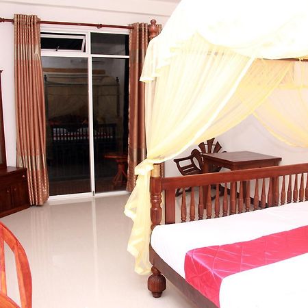 Sun Rest Mirissa Hotel Banduramulla Bagian luar foto