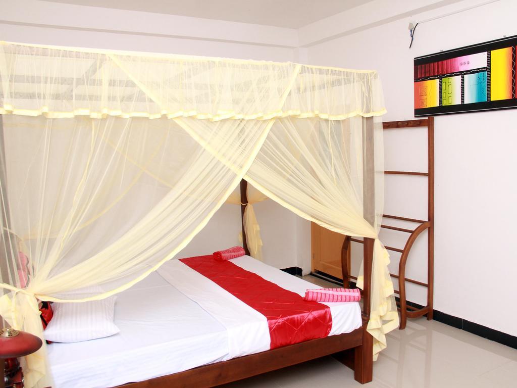 Sun Rest Mirissa Hotel Banduramulla Bagian luar foto