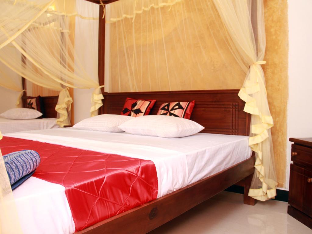 Sun Rest Mirissa Hotel Banduramulla Bagian luar foto